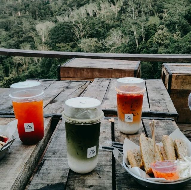 คาเฟ่ลับ มัทชัลและห์ ทำนบ ยะลา🍀🌿