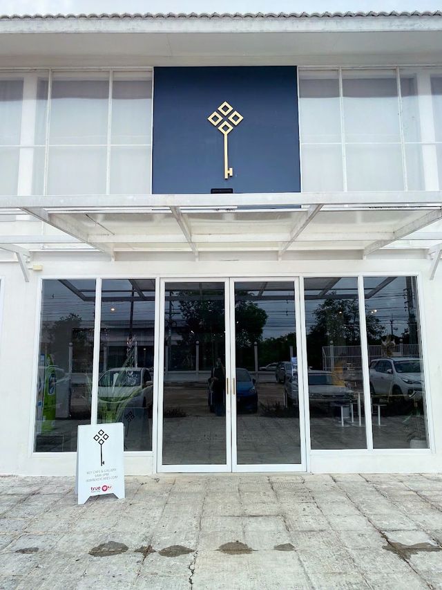 key cafe & gallery