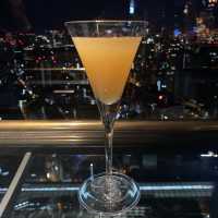 【東京】空に浮かんでいるようなスカイラウンジで味わう至福の一杯