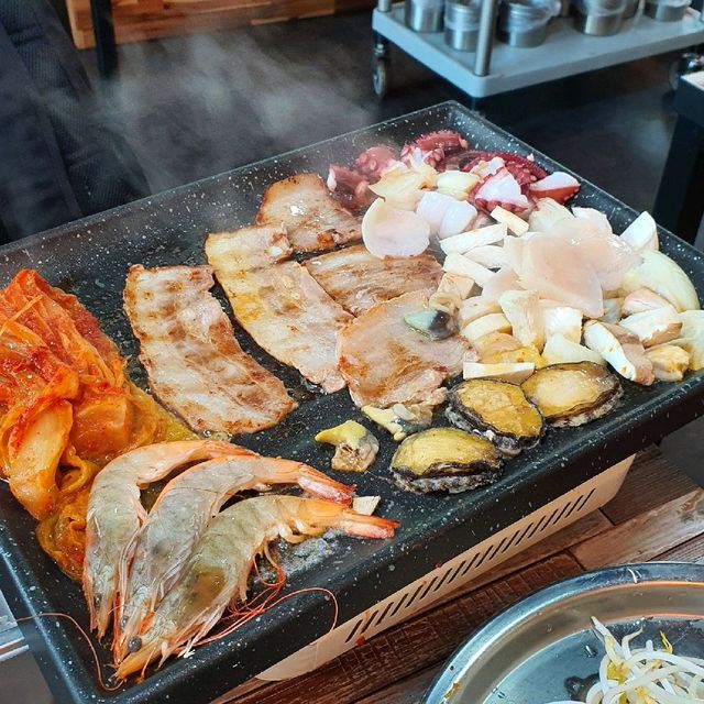 여수 해물삼합!