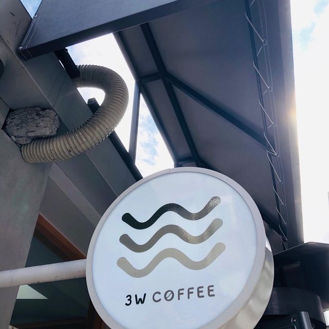 Let’s chat at 3W COFFEE.☕️精緻咖啡店·六張犁站🍪