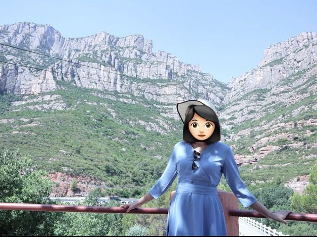 西班牙奇形怪狀的Montserrat