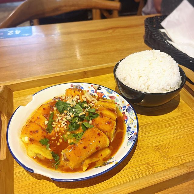 🐔 抵！尖沙咀貼地價口水雞飯