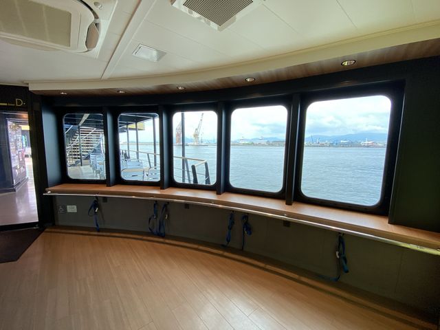 瀬戸内海のフェリー『SEA PASEO』(船室内)