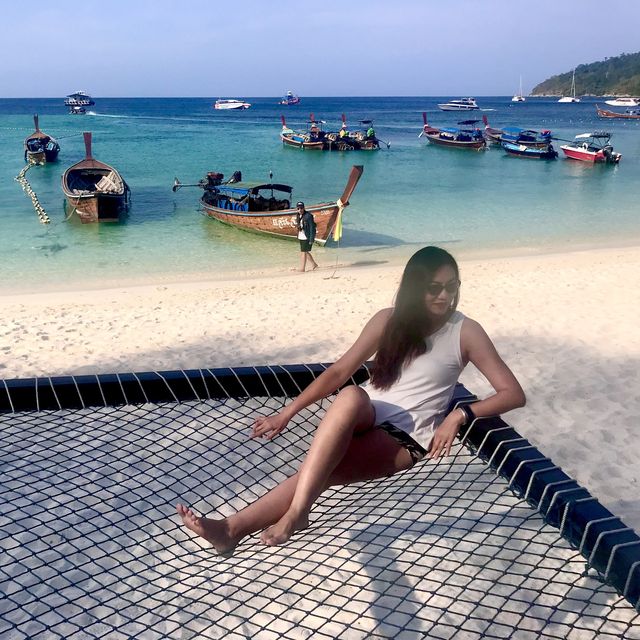 บันดาหยา รีสอร์ท ชายหาดสวย ที่พักดี บนเกาะหลีเป๊ะ