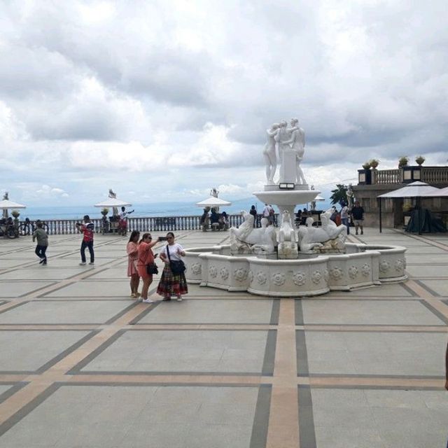 A little taste of Greek in the Philippines!