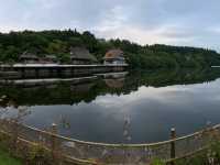 Apple Themed ONSEN Resort? Sugoi!