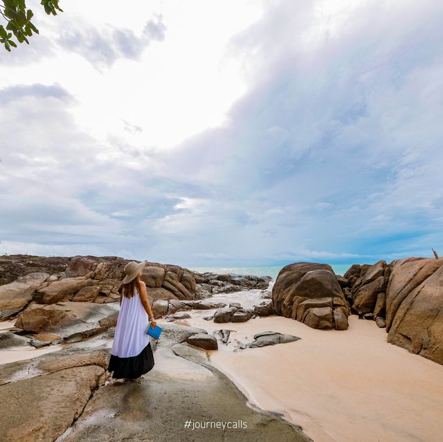 ที่พักเขาหลัก ใกล้หาดนางทอง (ทรายดำ)