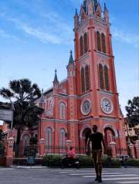 Pinkest church in Vietnam!! ⛪ 