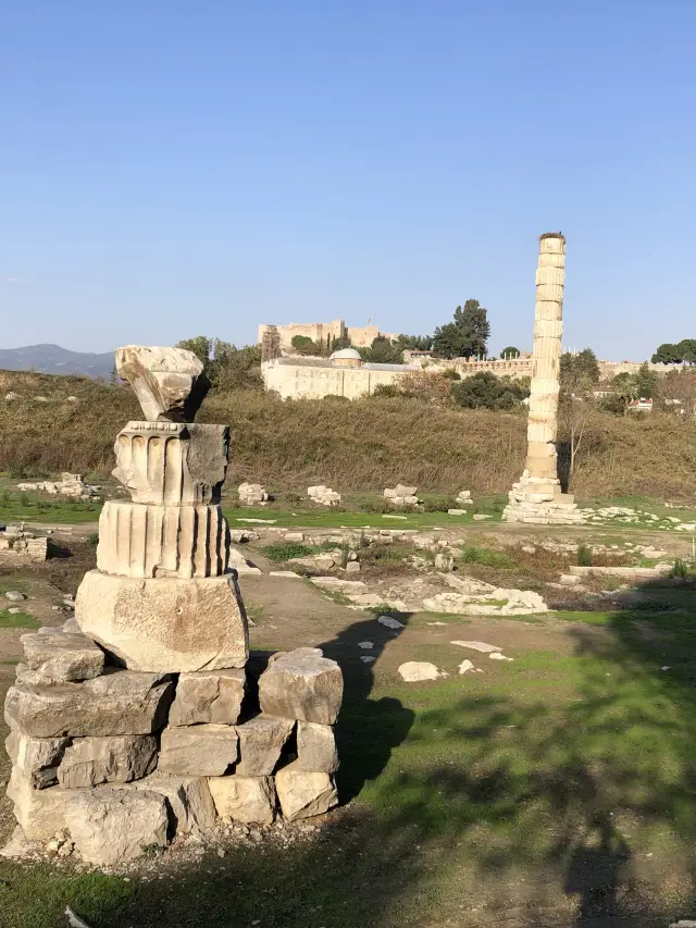 世界七不思議の一つ　アルテミス神殿
