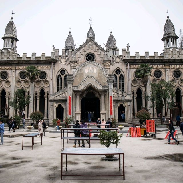 Chinese temple with Gothic elements in Wuhan