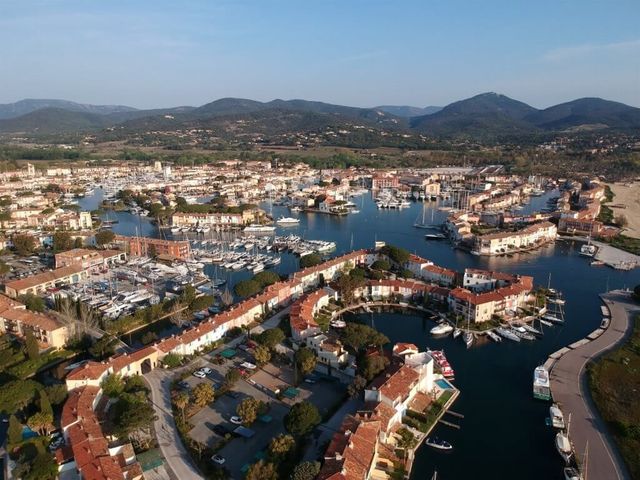 The "Venice" town of Provence - Port Grimaud.