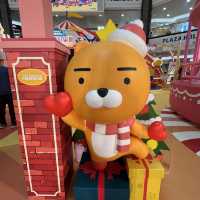 荷里活廣場：Kakao Friends聖誕夢幻樂園