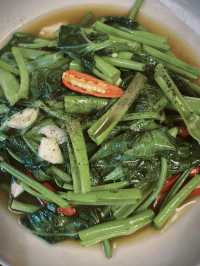 ร้านอาหารไทย รสมือดีในภูเก็ต