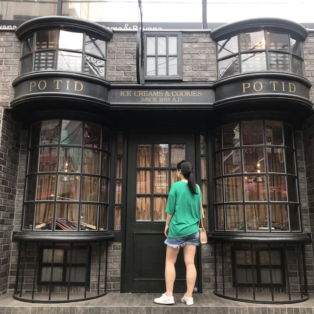 부산 서면 해리포터 느낌 카페 | 트립닷컴 부산 부산 서면 해리포터 느낌 카페  | 트립닷컴 부산 