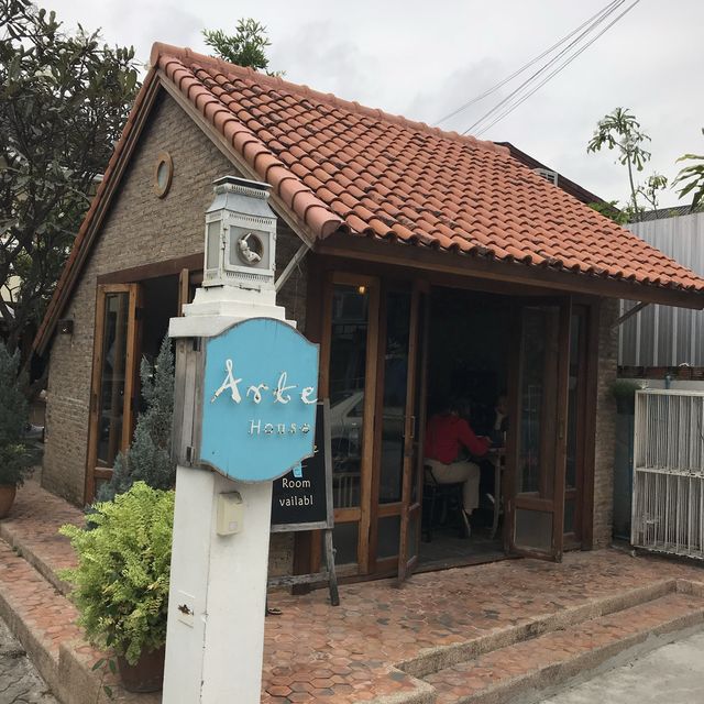 清邁cafe: Arte House