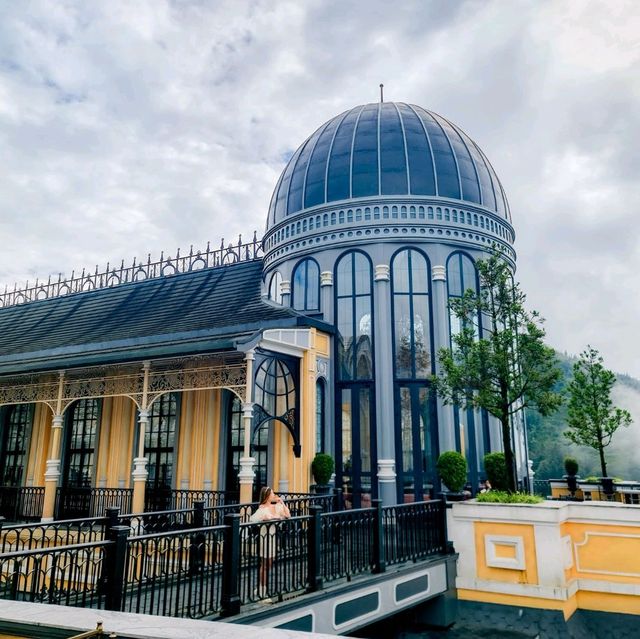 Hotel de la Coupole - MGallery โรงแรมหรูใจกลางซาปา