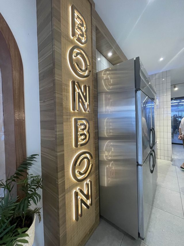 Bon Bon 