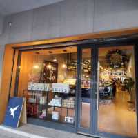 台中景觀咖啡館推薦～「Raven Coffee」超美咖啡拉花～寵物友善餐廳 