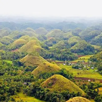 The Magnificent Chocolate Hills of Bohol in the Philippines - Unusual Places