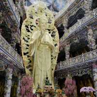 Linh Phuoc Pagoda วัดสวยของดาลัด