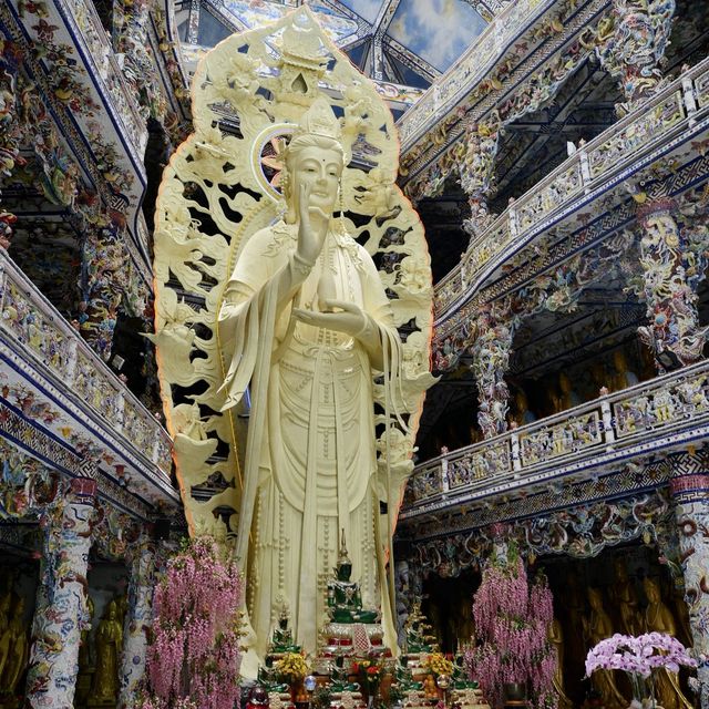 Linh Phuoc Pagoda วัดสวยของดาลัด