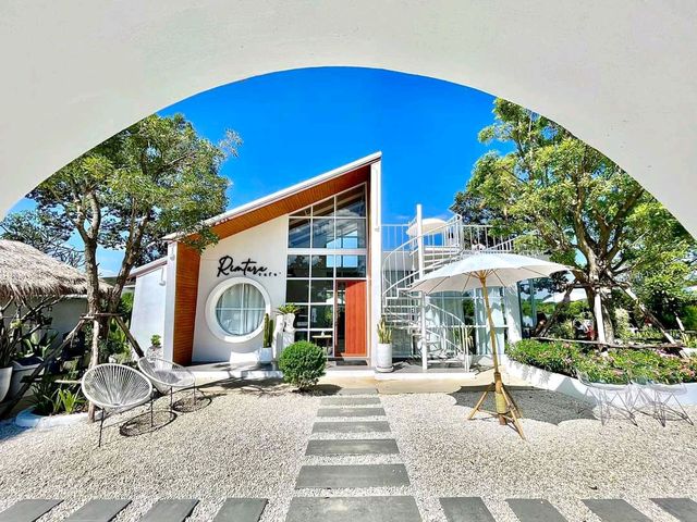 ริมธาราคาเฟ่ จ.สุรินทร์