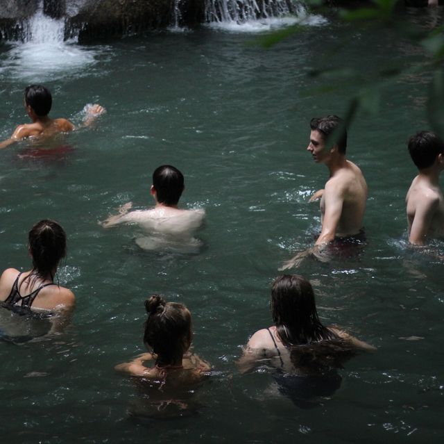 น้ำตกเอราวัณ  Erawan National Park .. 🌳💦