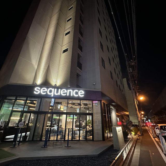 sequence SUIDOBASHIのフロント