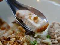 ข้าวต้มแห้งร้านอร่อย ร้านดัง เมืองภูเก็ต