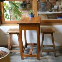 Laan-Tim’s Cafe’&Gallery

