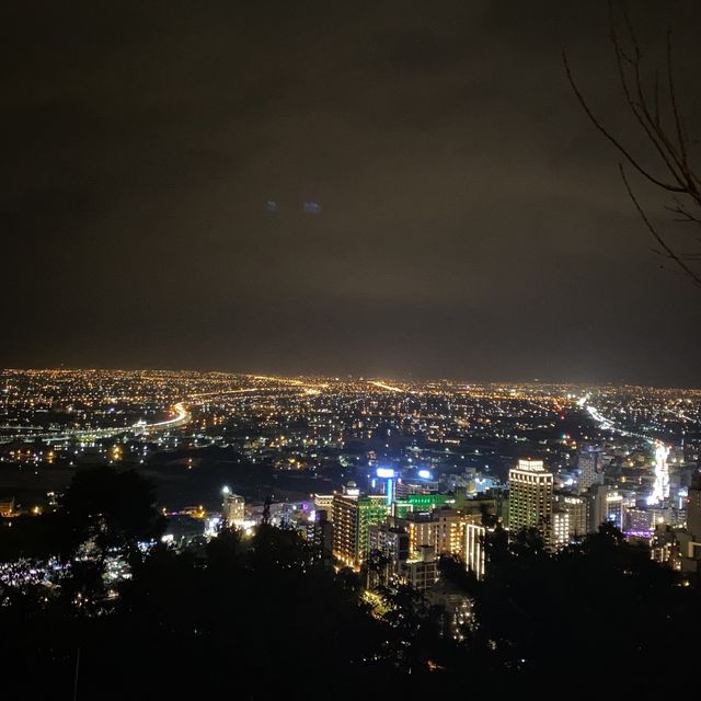 宜蘭礁溪｜空ㄟ農場 蘭陽平原百萬夜景（無車前往）