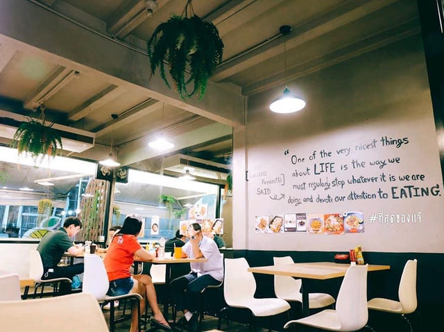 แนะนำร้านอิ่มอร่อยจบในจานเดียวที่สยาม