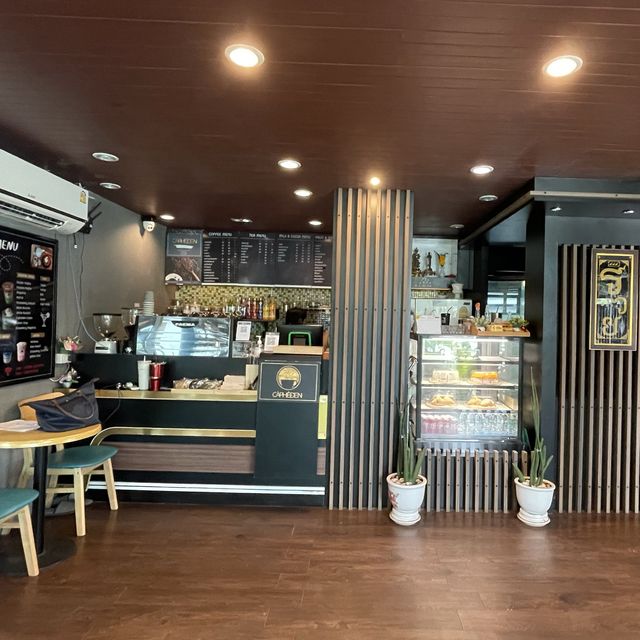  Càphêden Coffee & Restaurant - กาแฟดำ