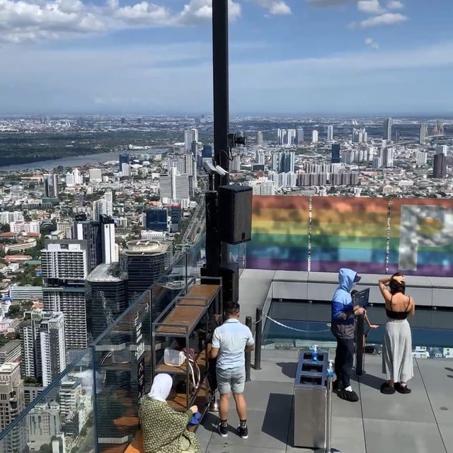 ONE OF THE HIGHEST SKYWALK EVER!!!