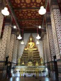 A must-visit temple in Bangkok! 