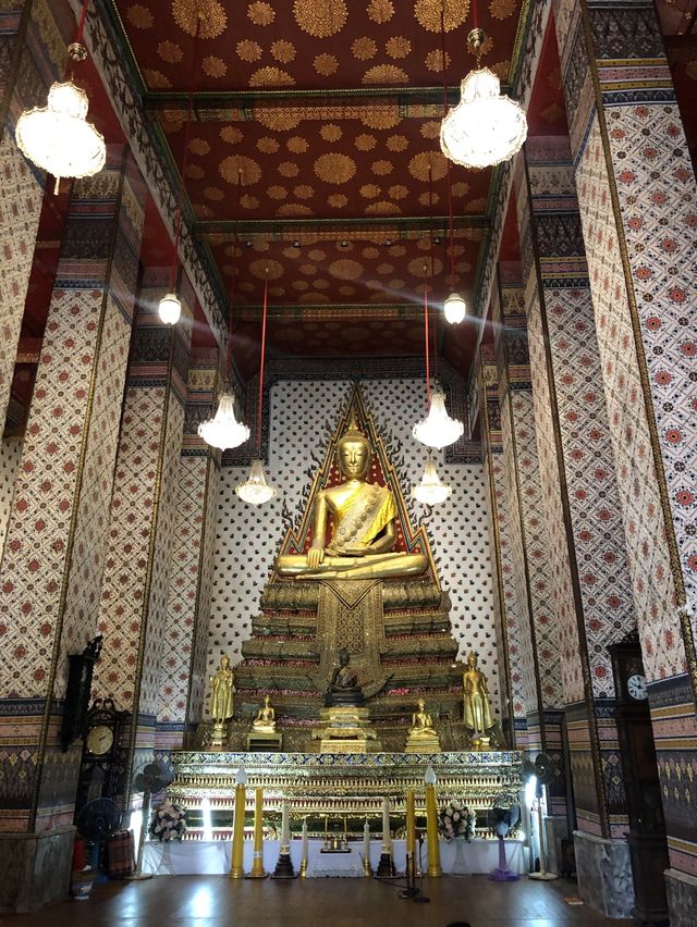 A must-visit temple in Bangkok! 