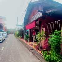 ขี่มอเตอร์ไซค์ถ่ายรูป|ชุมชนคลองบางพระ|ตราด