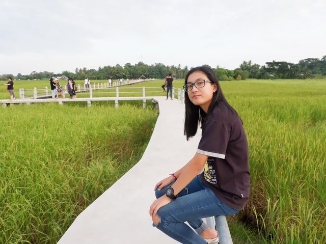 สะพานขัวน้อย บ้านชีทวน 🌾 @อุบลราชธานี