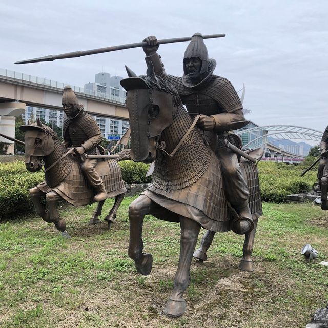 buffet in Busan and trips around Kimhae
