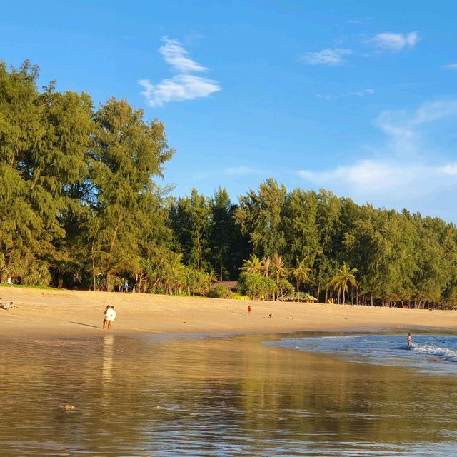 หาดลายัน