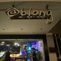 Oblong Ice Cream Cafe