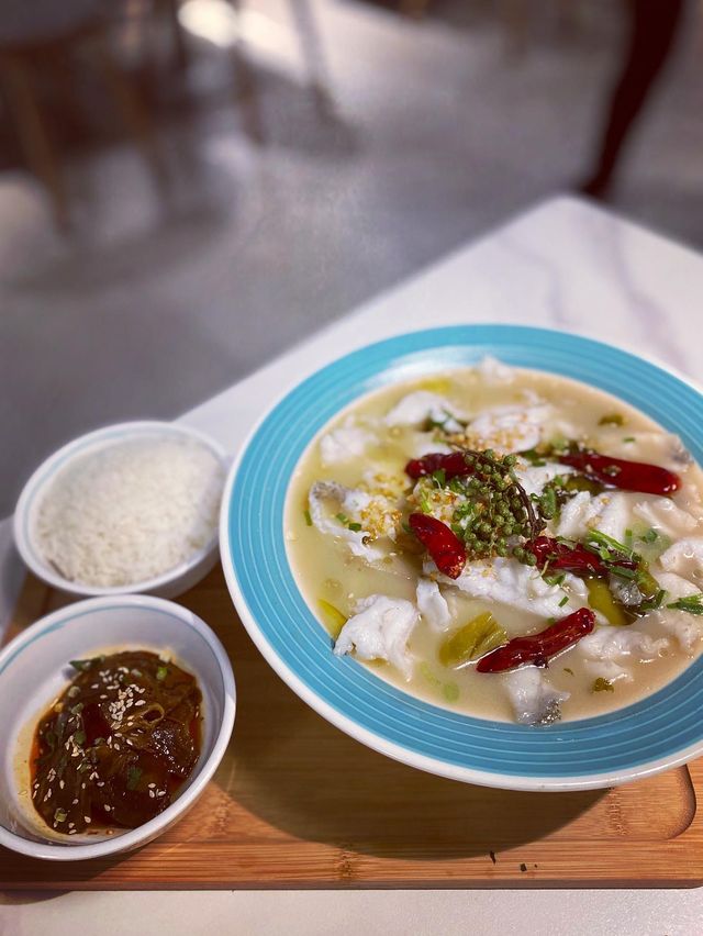 姚姚酸菜魚