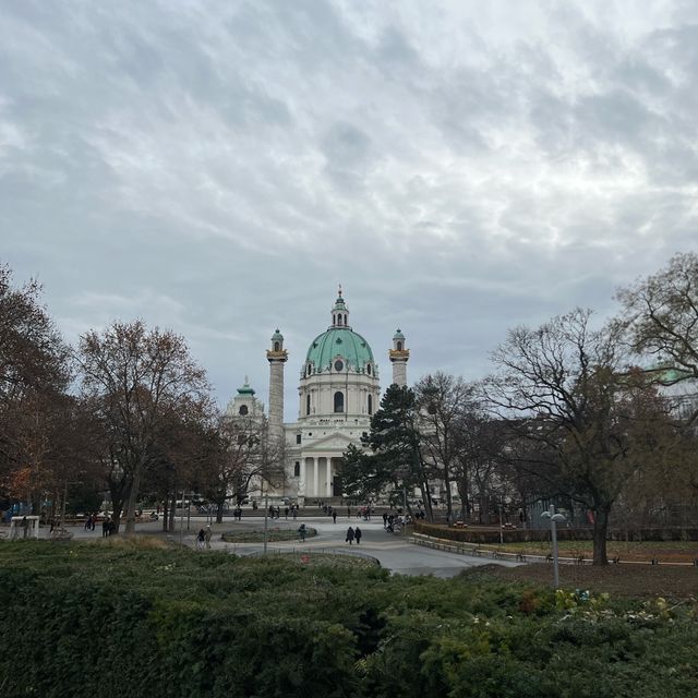 Absolutely Stunning Karlskirche