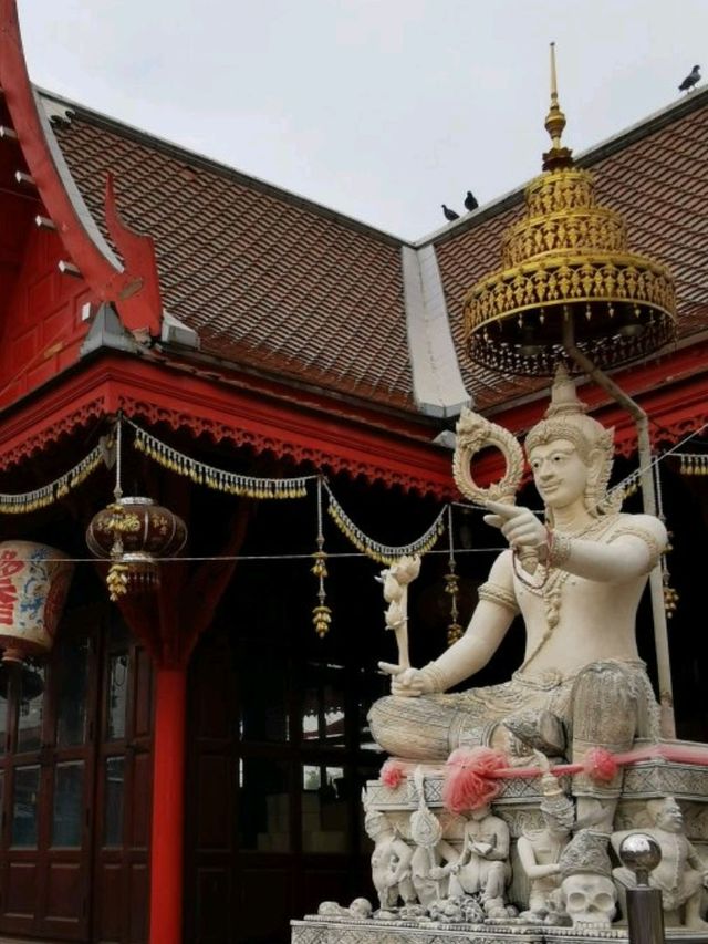 ไหว้พระ ขอโชค วัดจุฬามณี