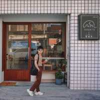 Khonto cafe คาเฟ่มู้ดโทนสไตล์มินิมอล