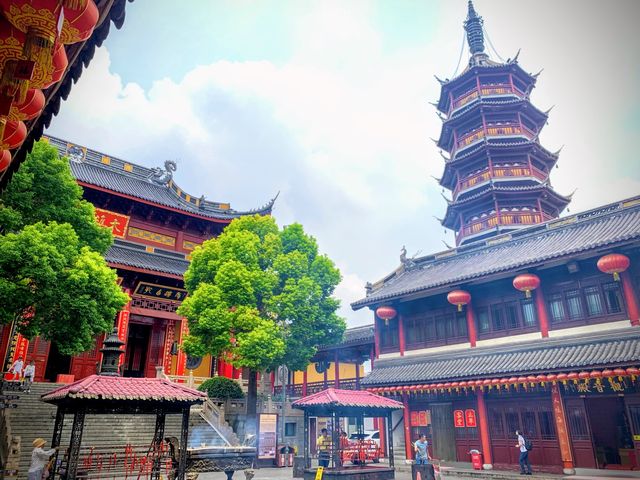 Temple Life in Wuxi China 🇨🇳 