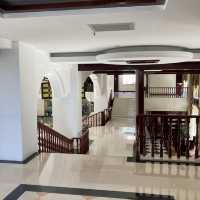 New West Street International Hotel 🏨 