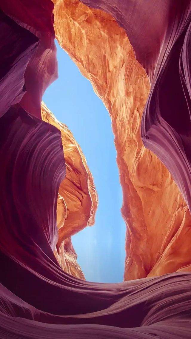 In this lifetime, you must visit the stunning Antelope Canyon touched by God's hand once.