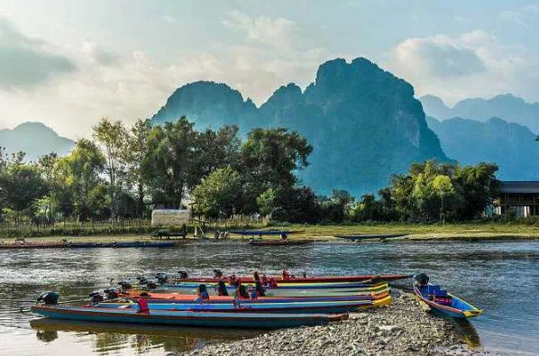 Laos, Luang Prabang and Northern Thailand, 13-day self-driving tour.